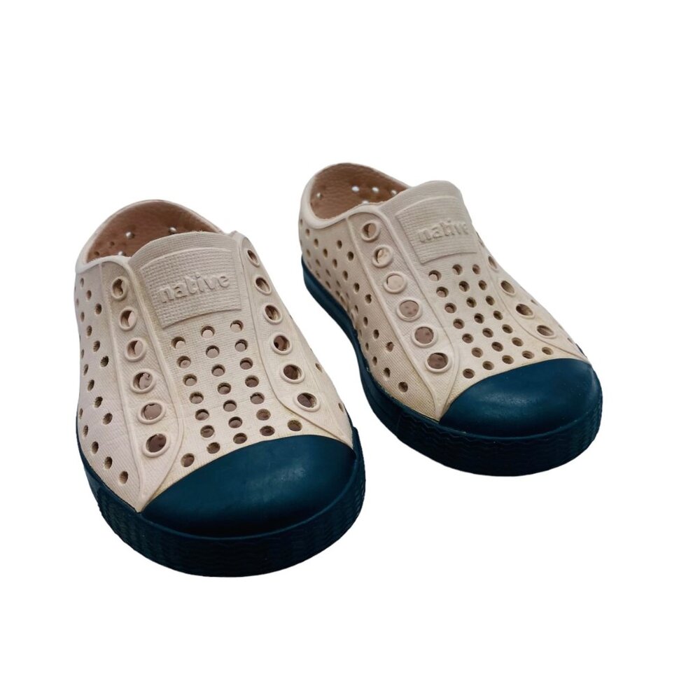 Native Jefferson Water Shoes Clogs Child Size 5 Beige Peach Black Slip‎ On Light